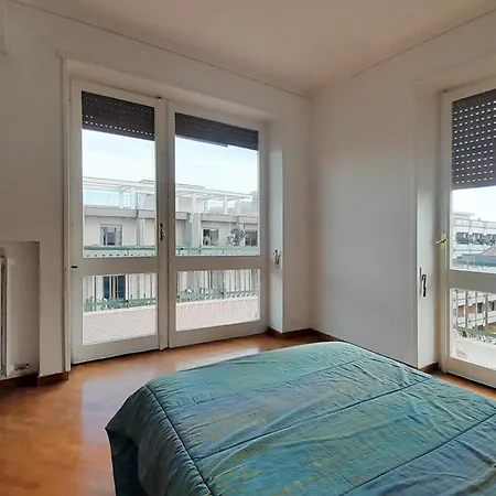 De Rinaldis Apartment *
